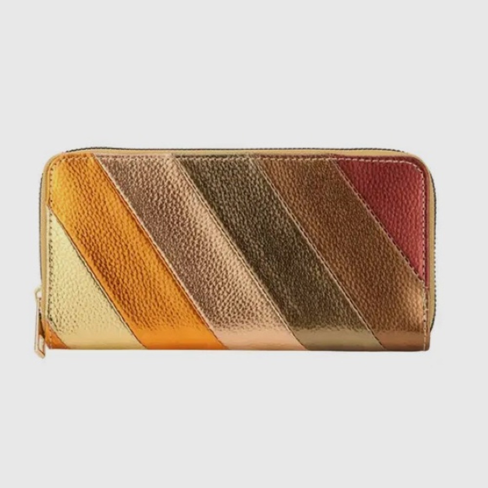 Beautiful, gold metallic long women’s wallet!